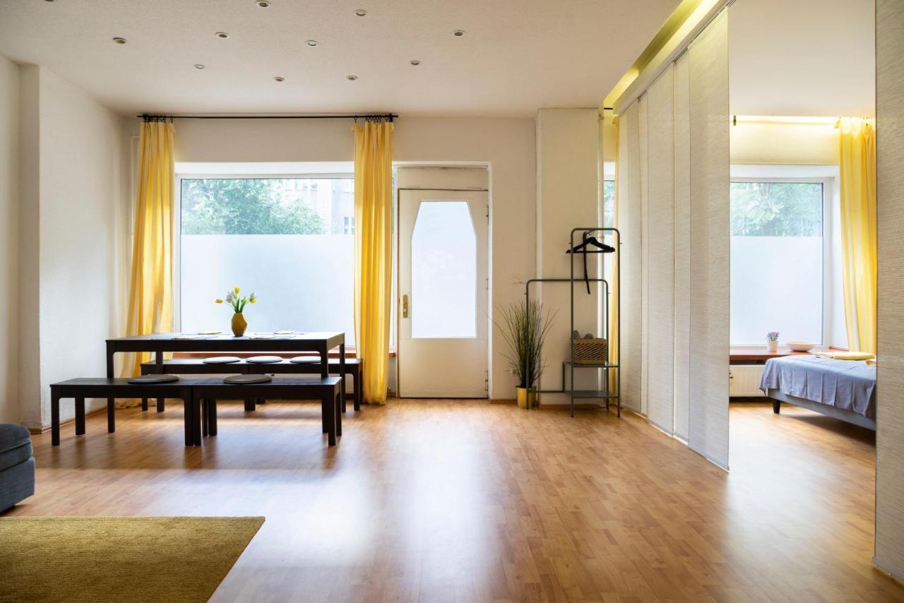 Cosy 2 Bedroom Apartment For 8 In Berlin Neukolln Экстерьер фото